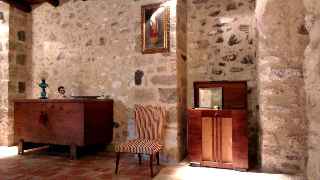 Il Borgo Dell'Arcangelo Tuili Exterior photo